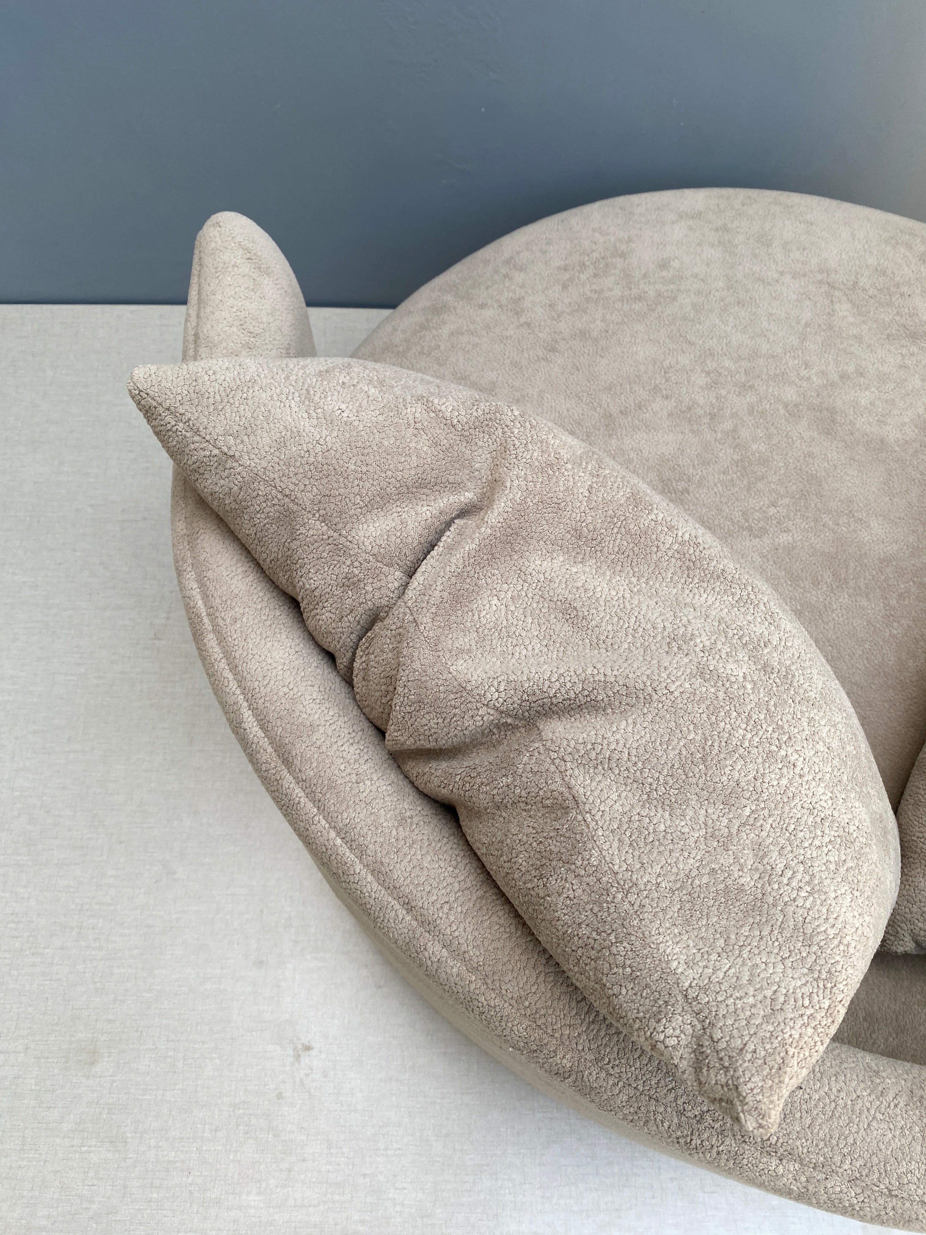 BAIXA LOUNGE CHAIR