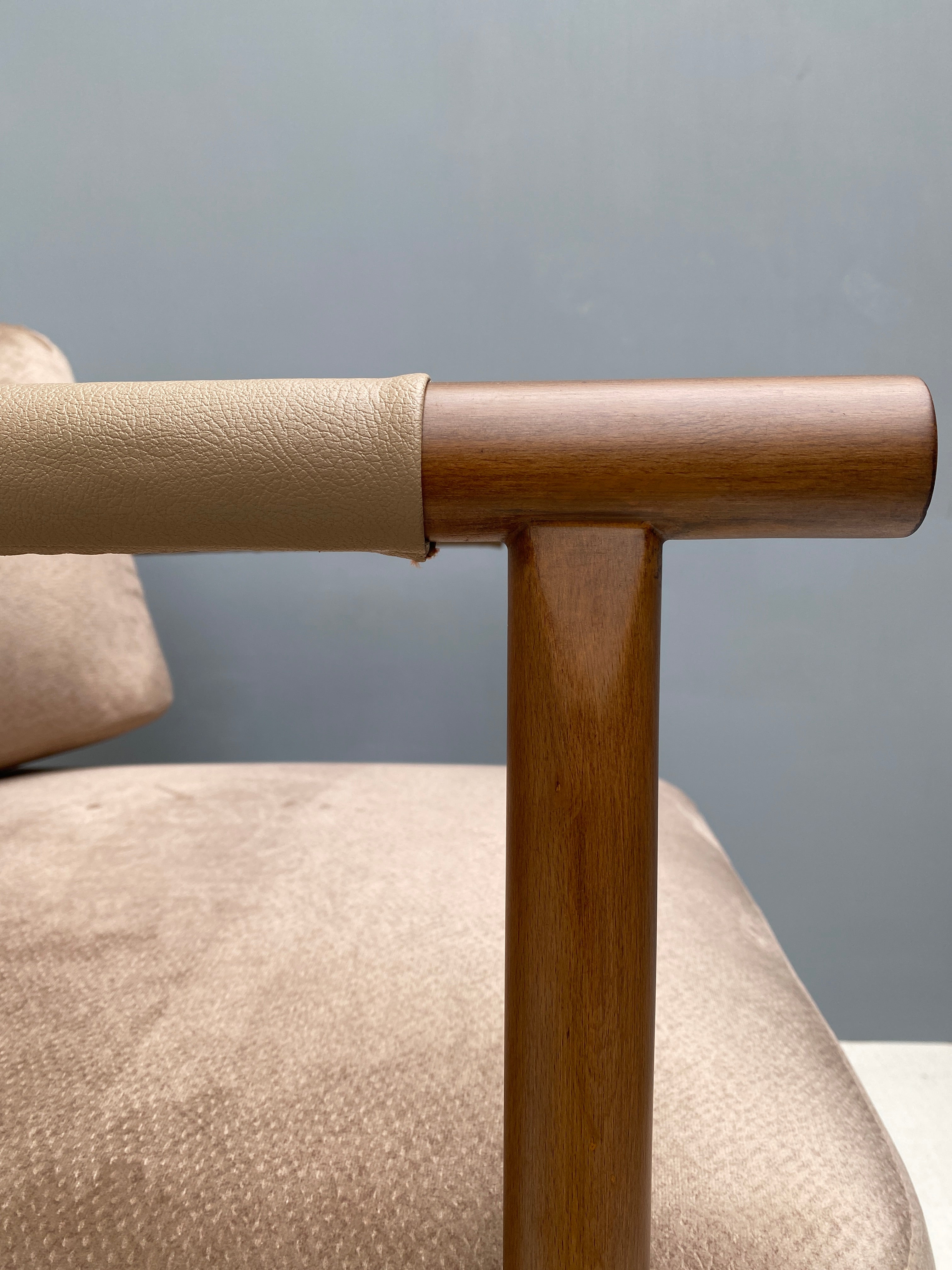BUSH ARMCHAIR