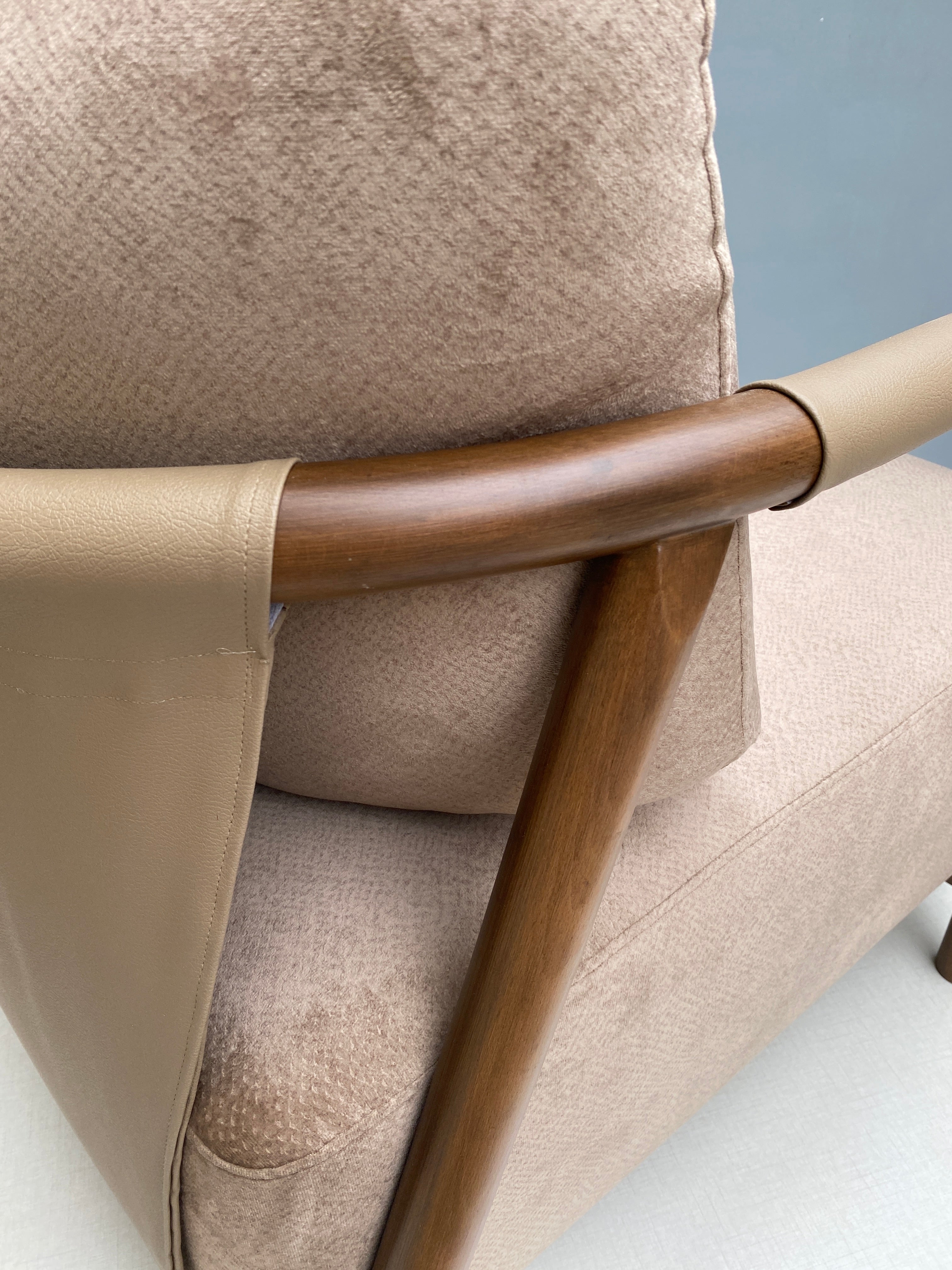 BUSH ARMCHAIR