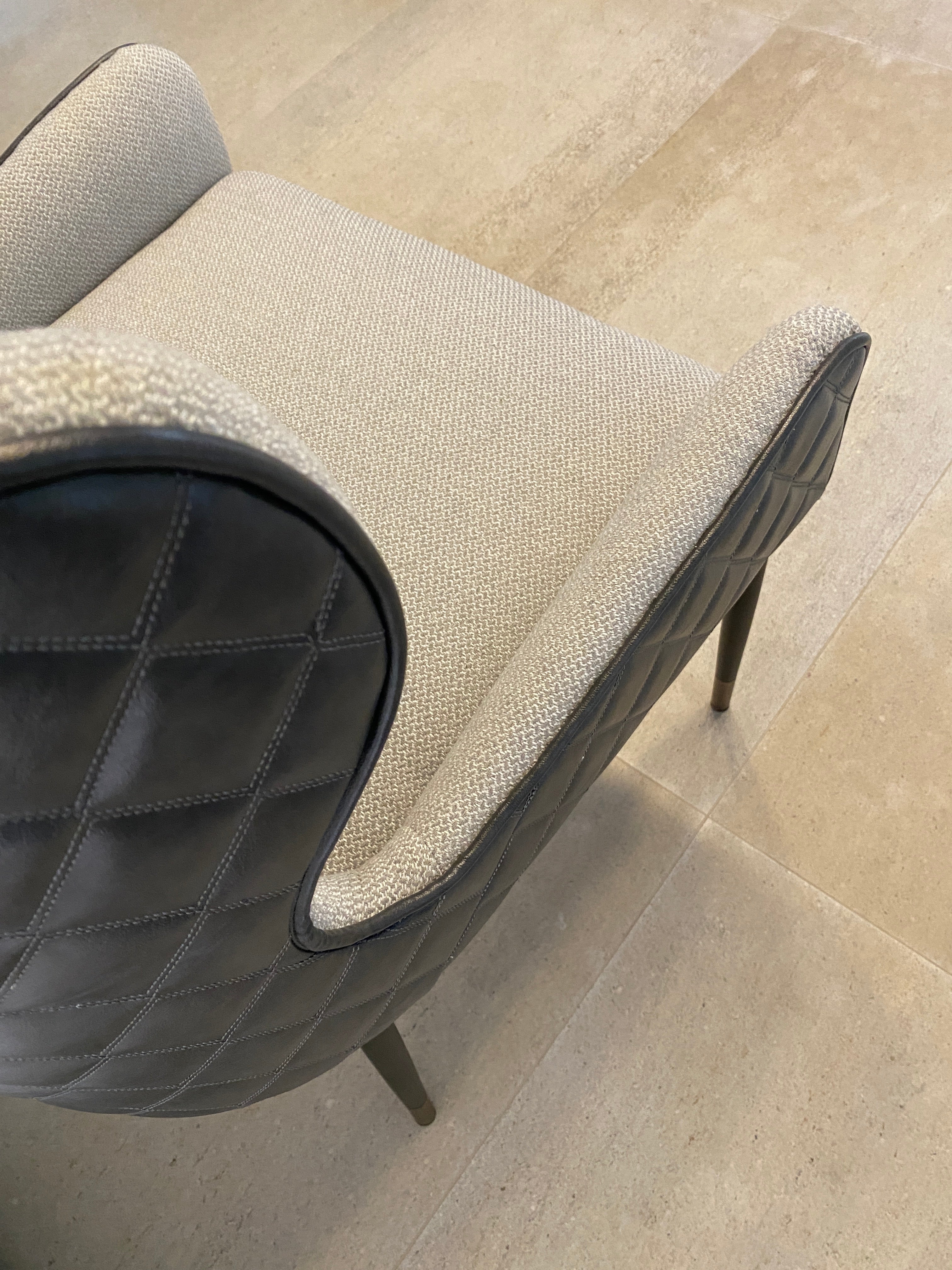 GIANNI LITTLE ARMCHAIR