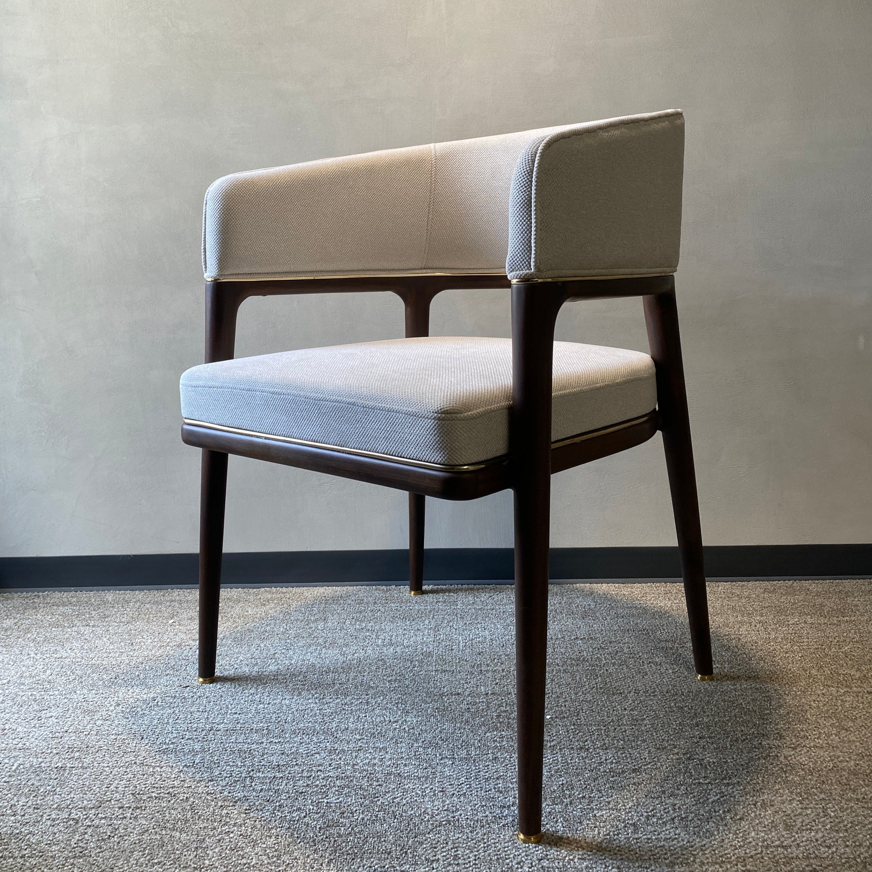 HOLA ARMCHAIR