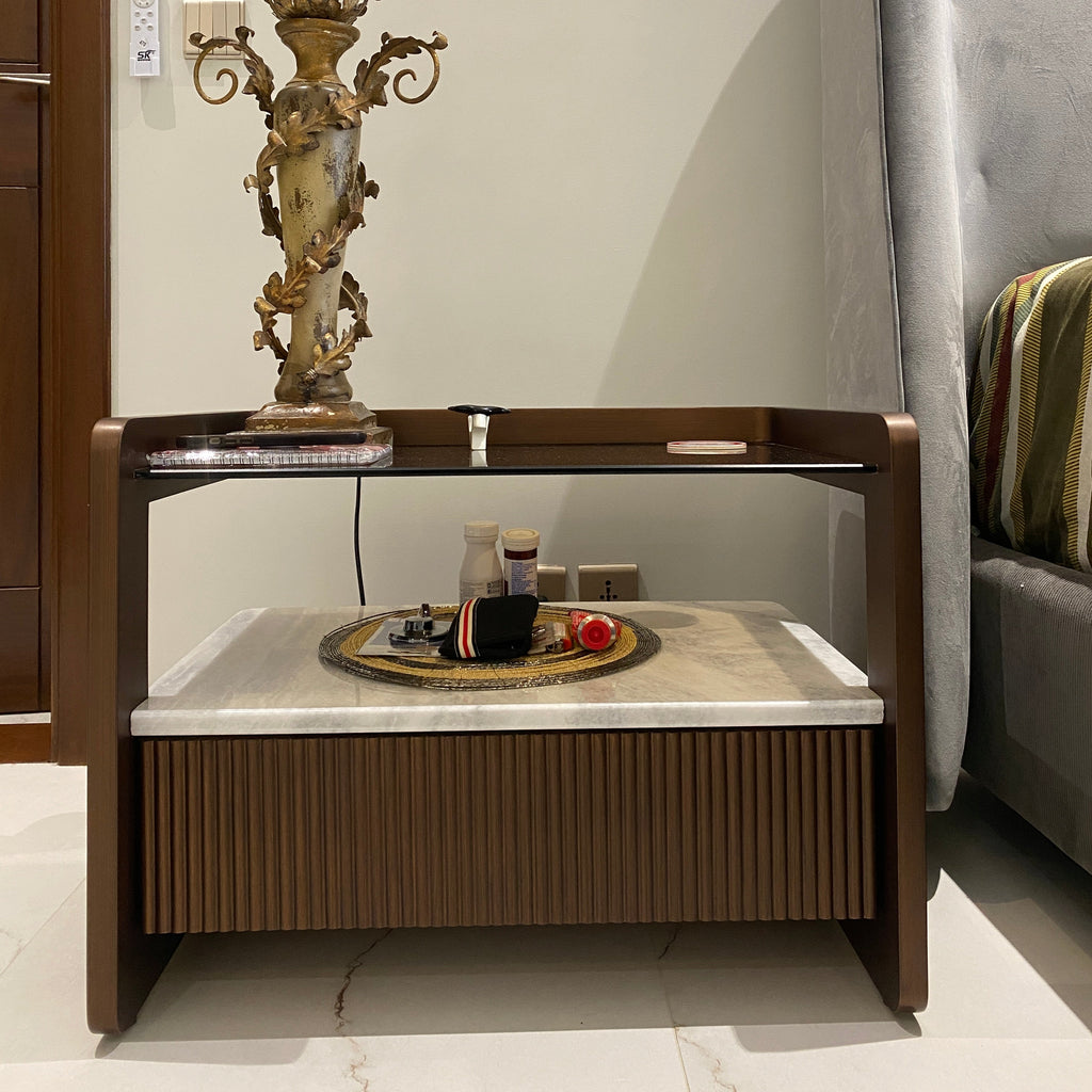 MARKEL NIGHTSTAND