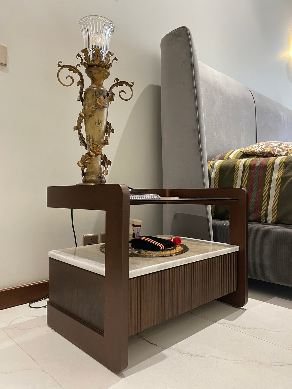 MARKEL NIGHTSTAND