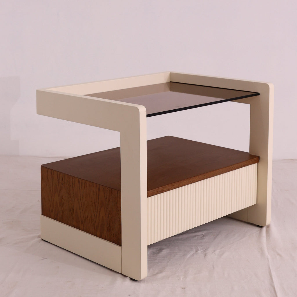 MARKEL NIGHTSTAND