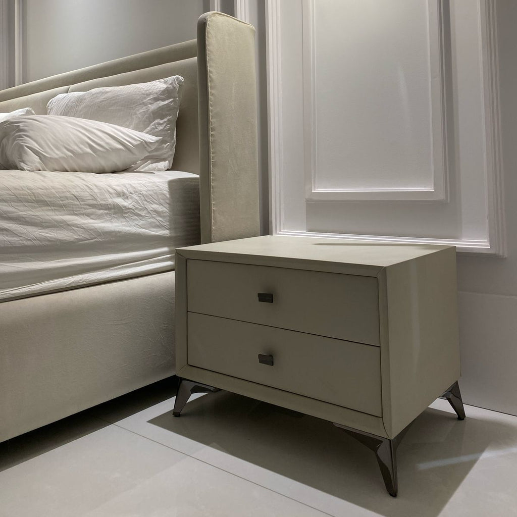 MOSS NIGHTSTAND