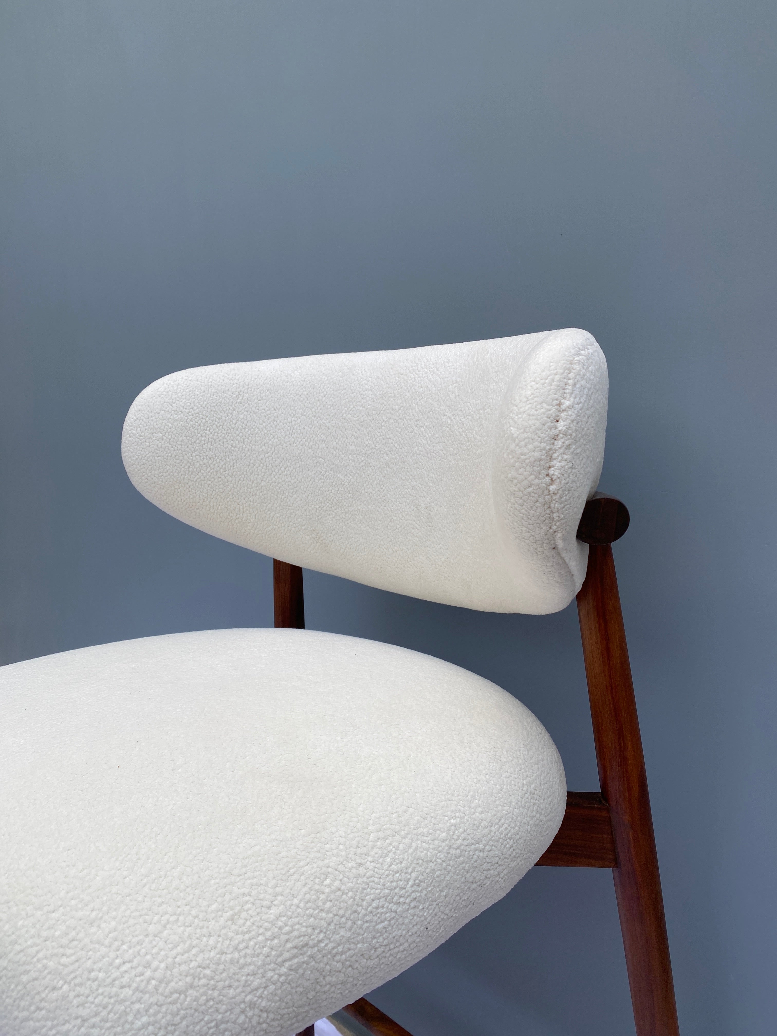 OLEANDRO STOOL
