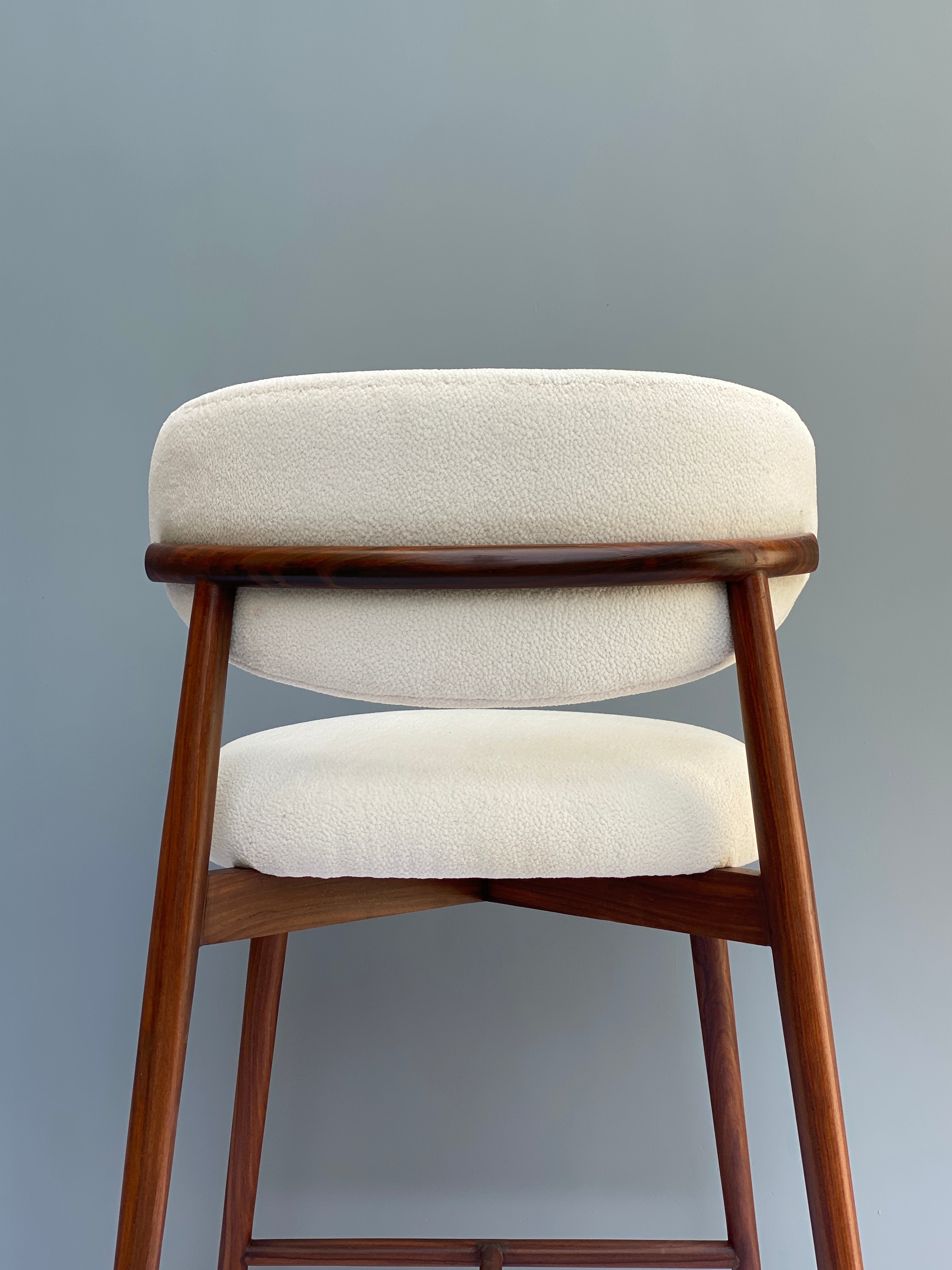 OLEANDRO STOOL