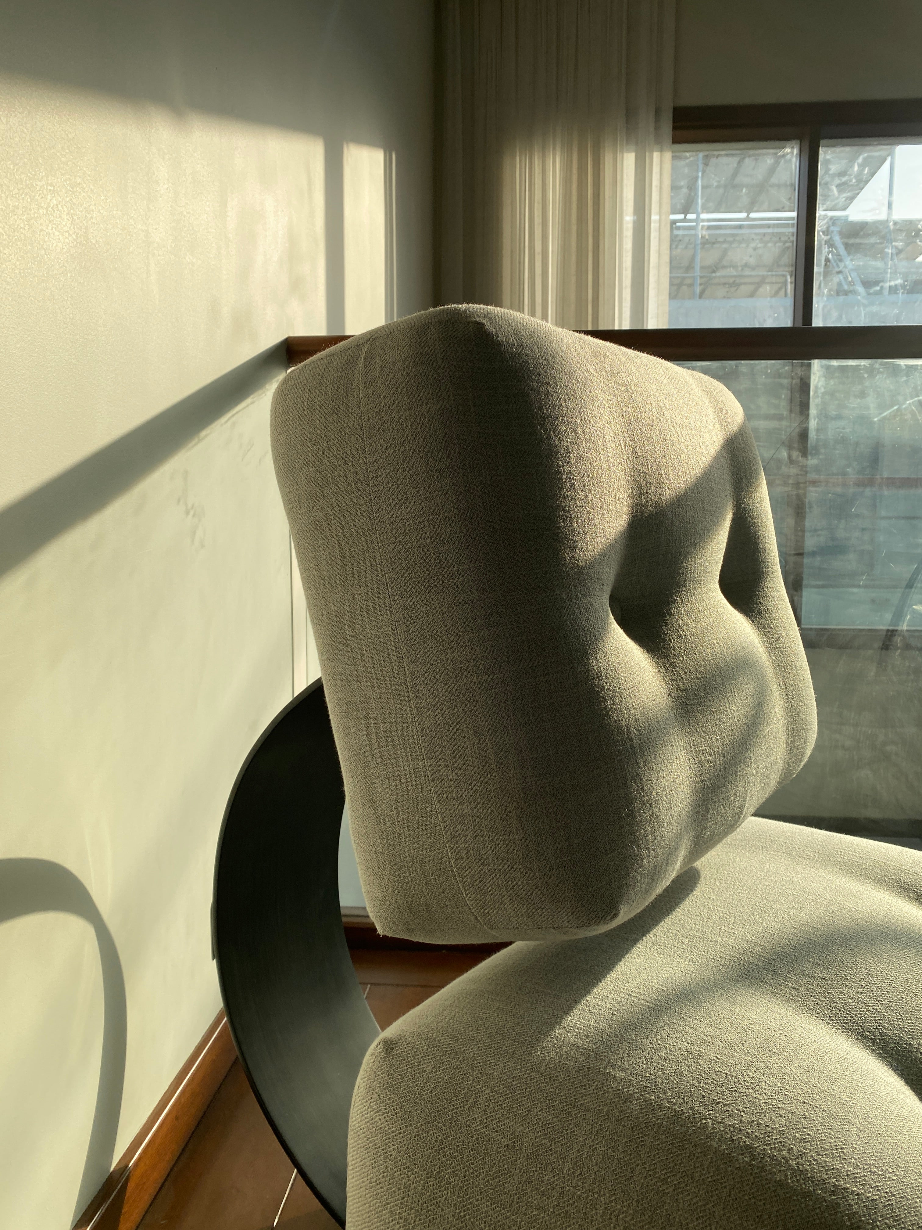 OSCAR NIEMEYER CHAIR