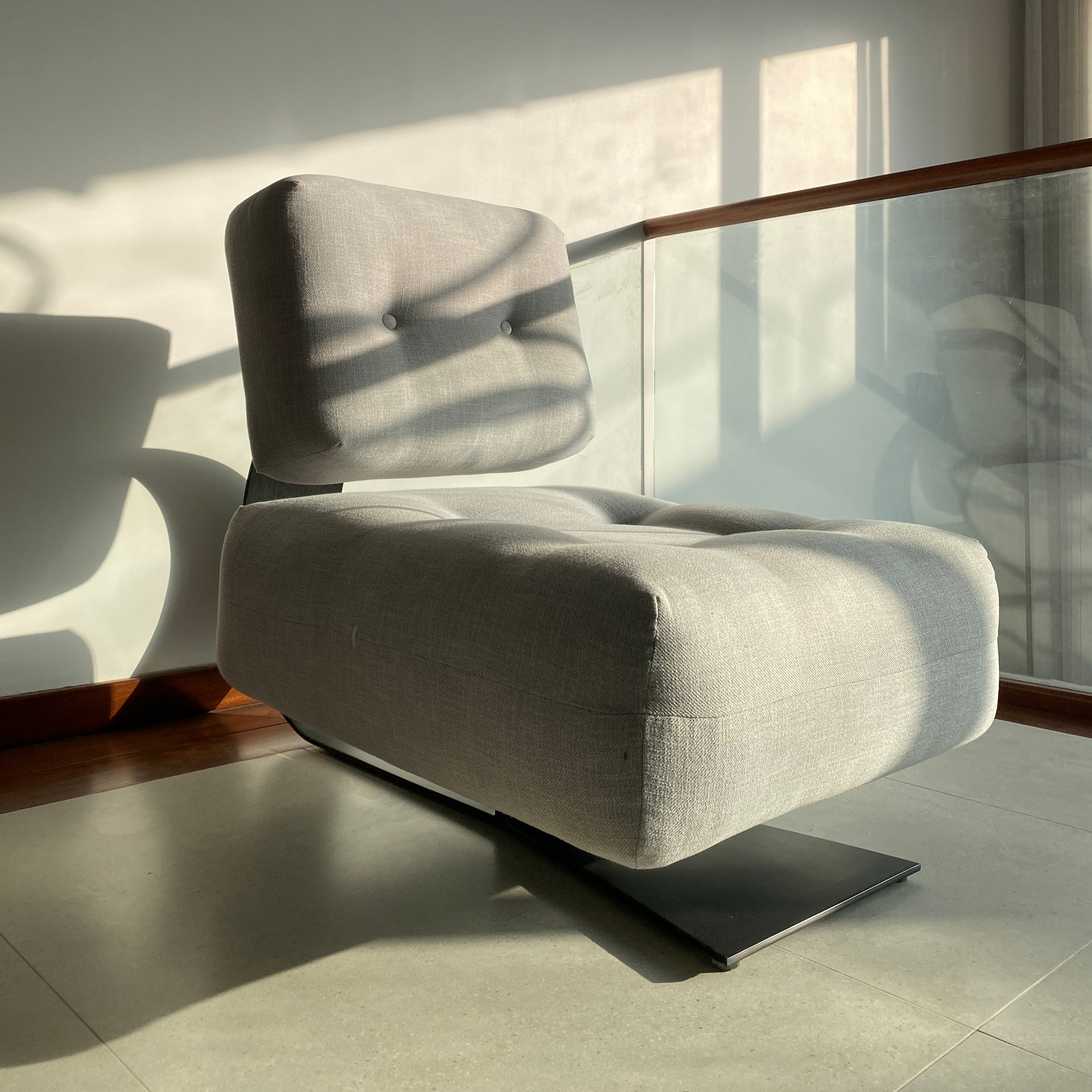 OSCAR NIEMEYER CHAIR