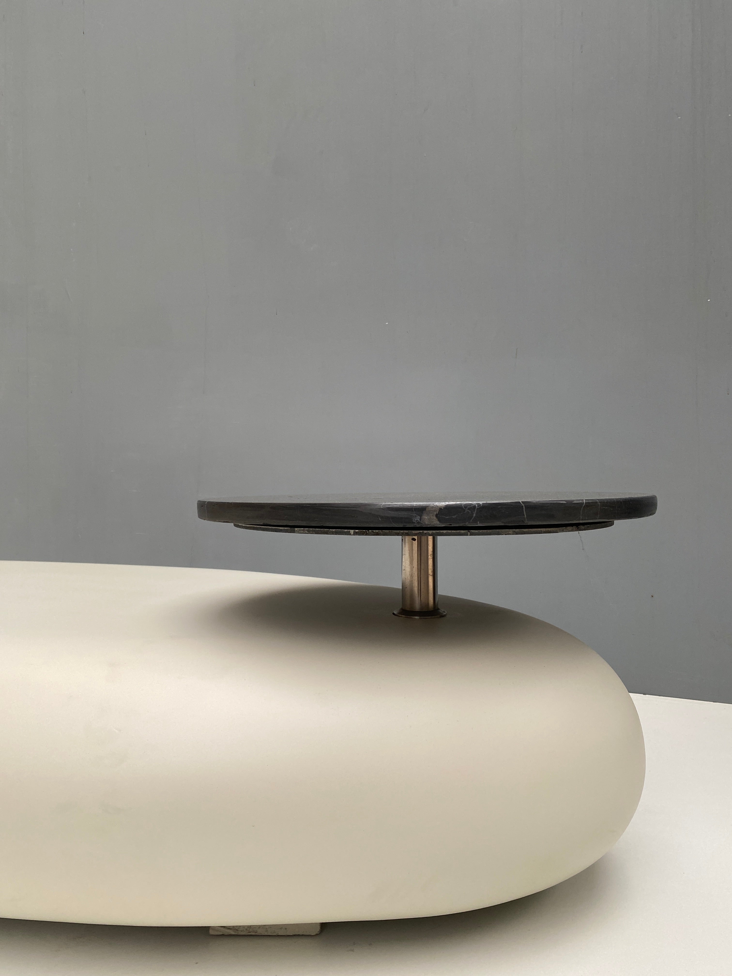 PEBBLE CENTER TABLE