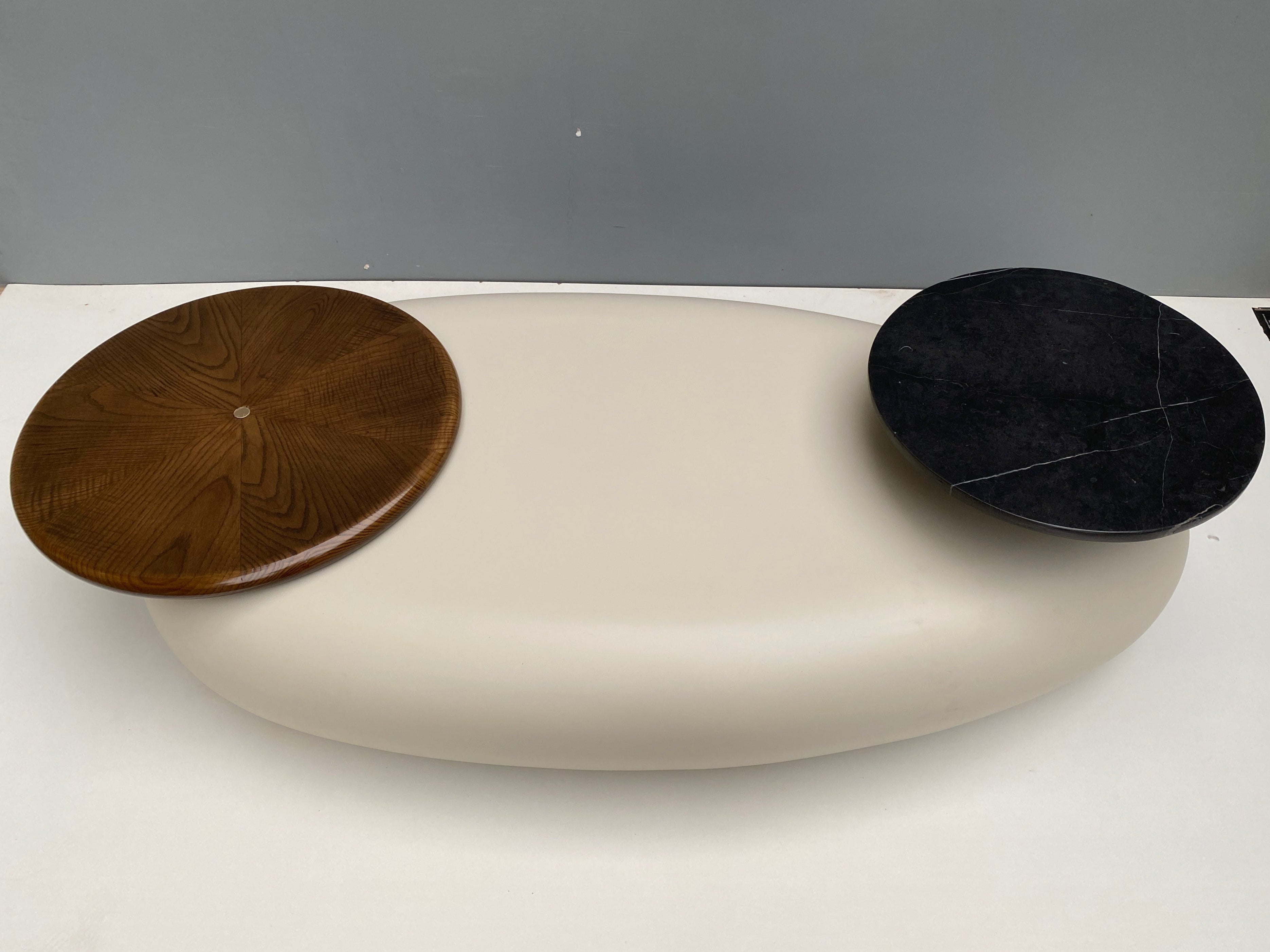 PEBBLE CENTER TABLE