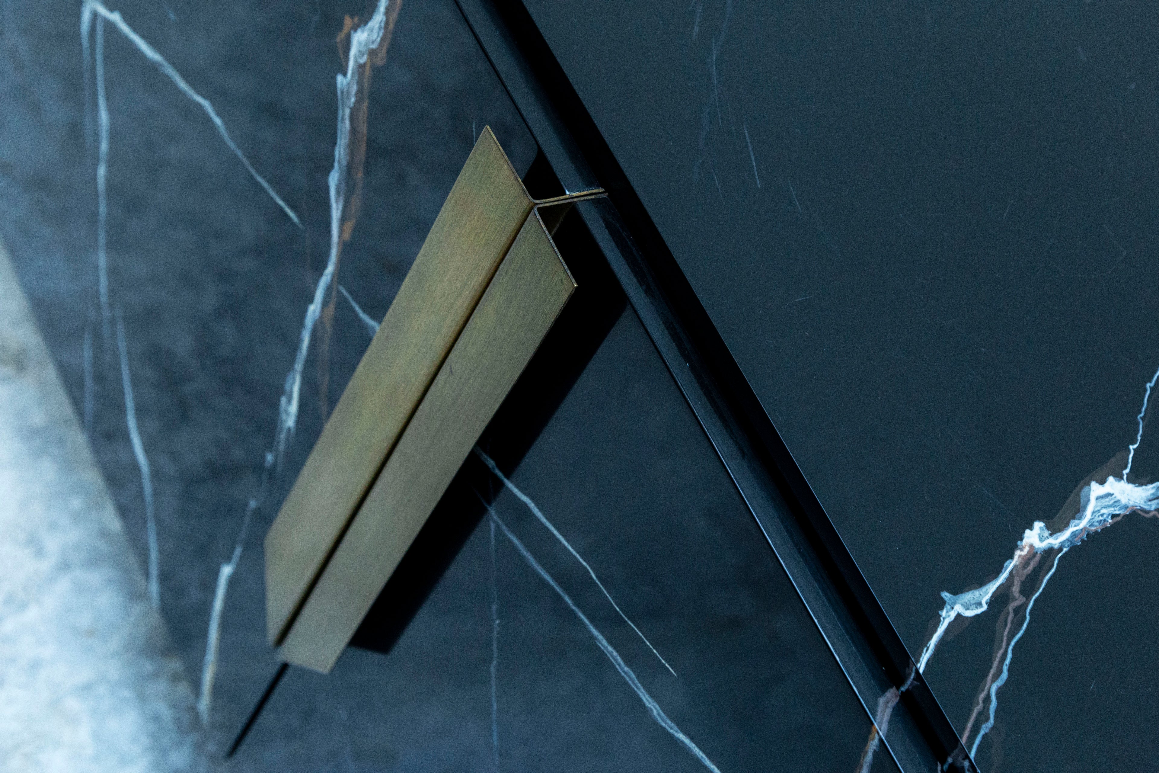 PRISMA SIDEBOARD