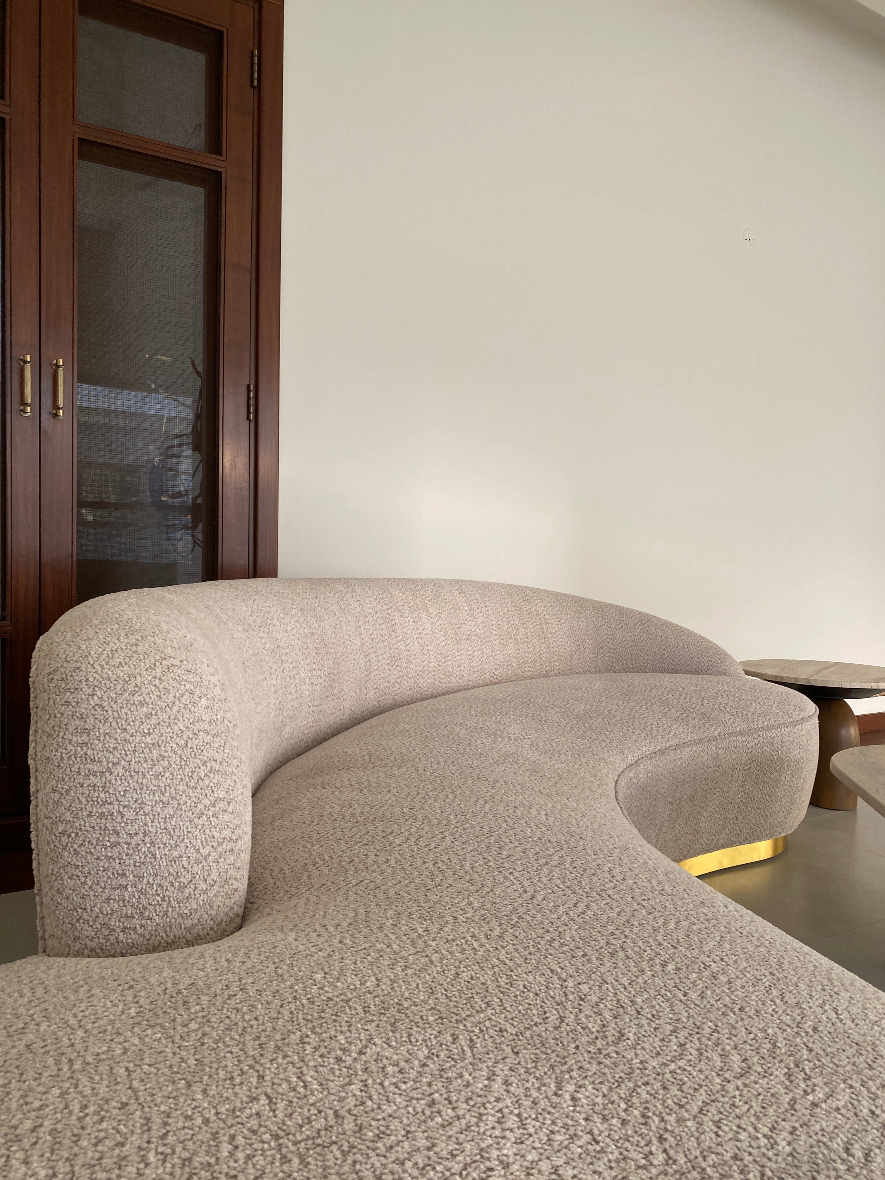 SERPENTINE SOFA