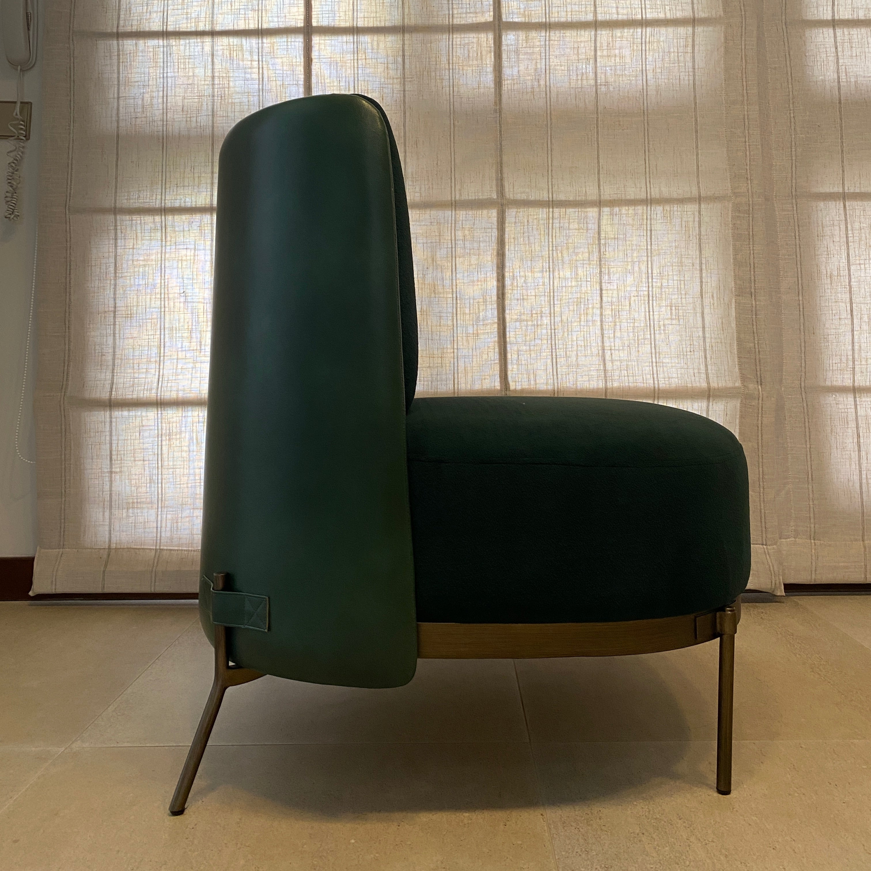 TAPE CHAIR