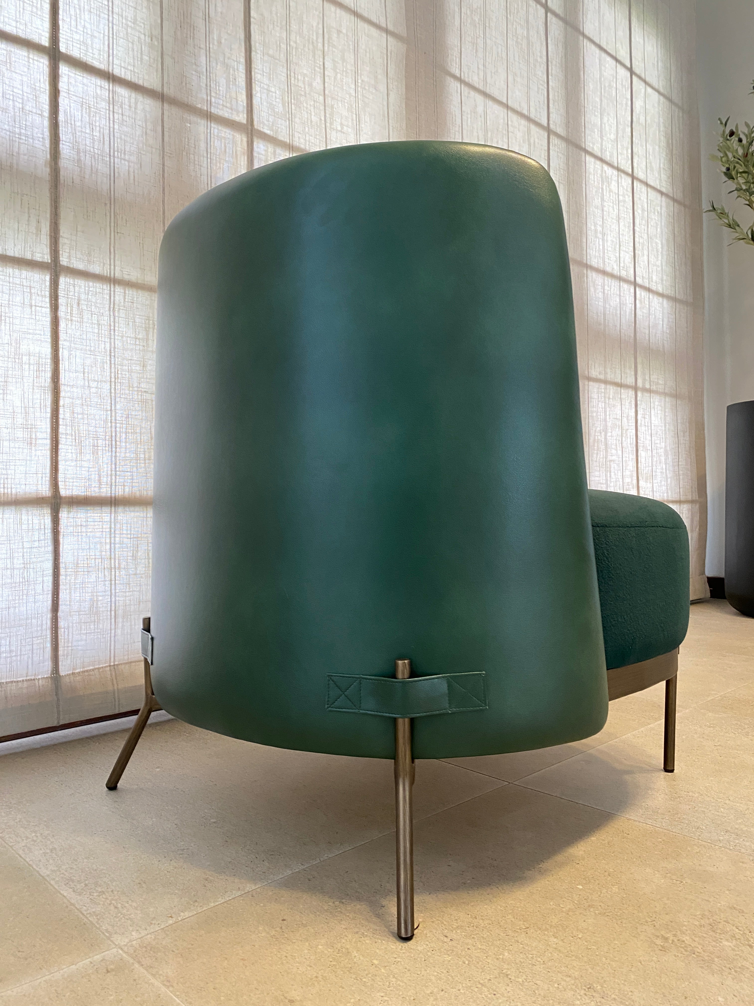 TAPE CHAIR