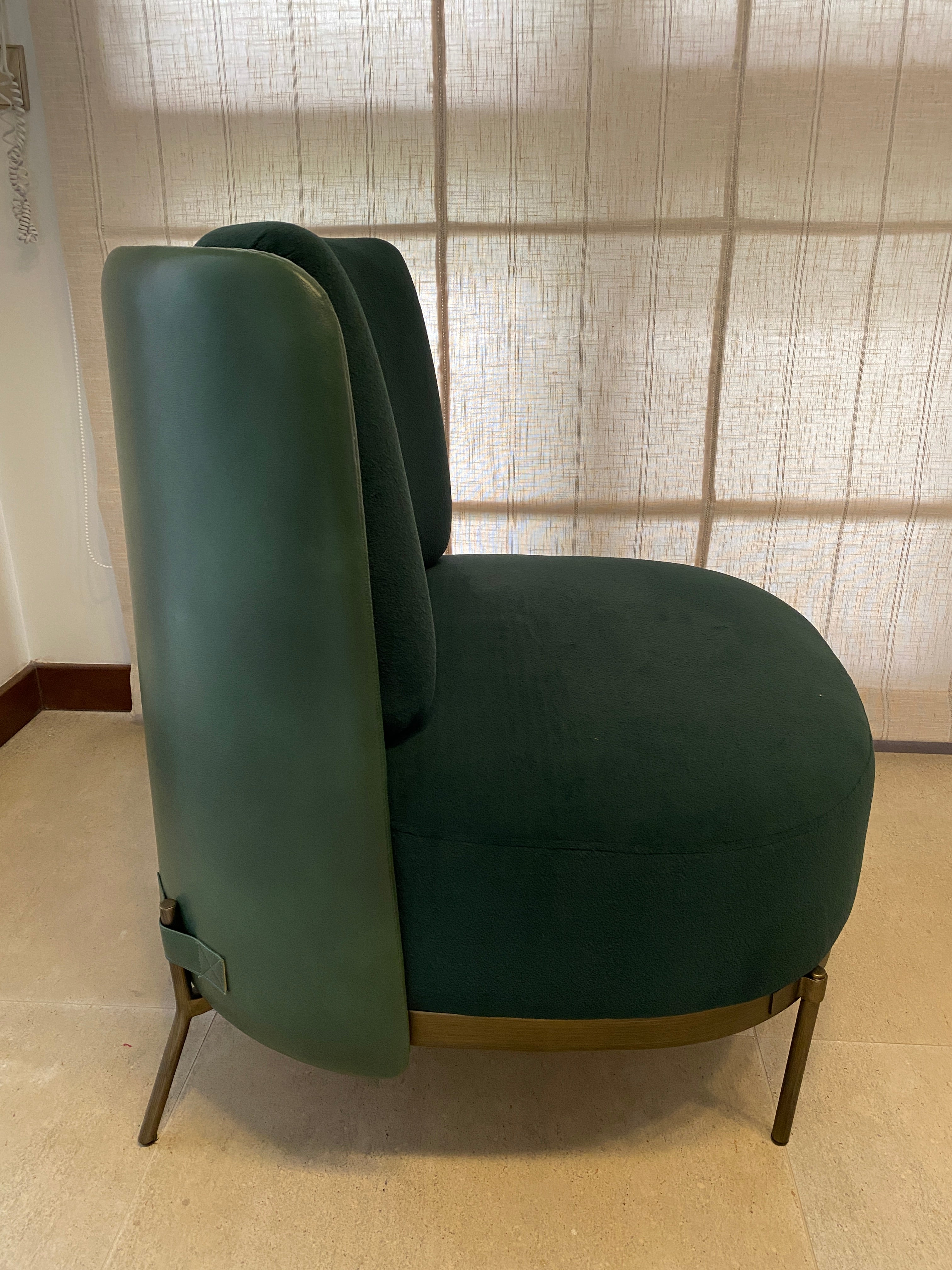 TAPE CHAIR