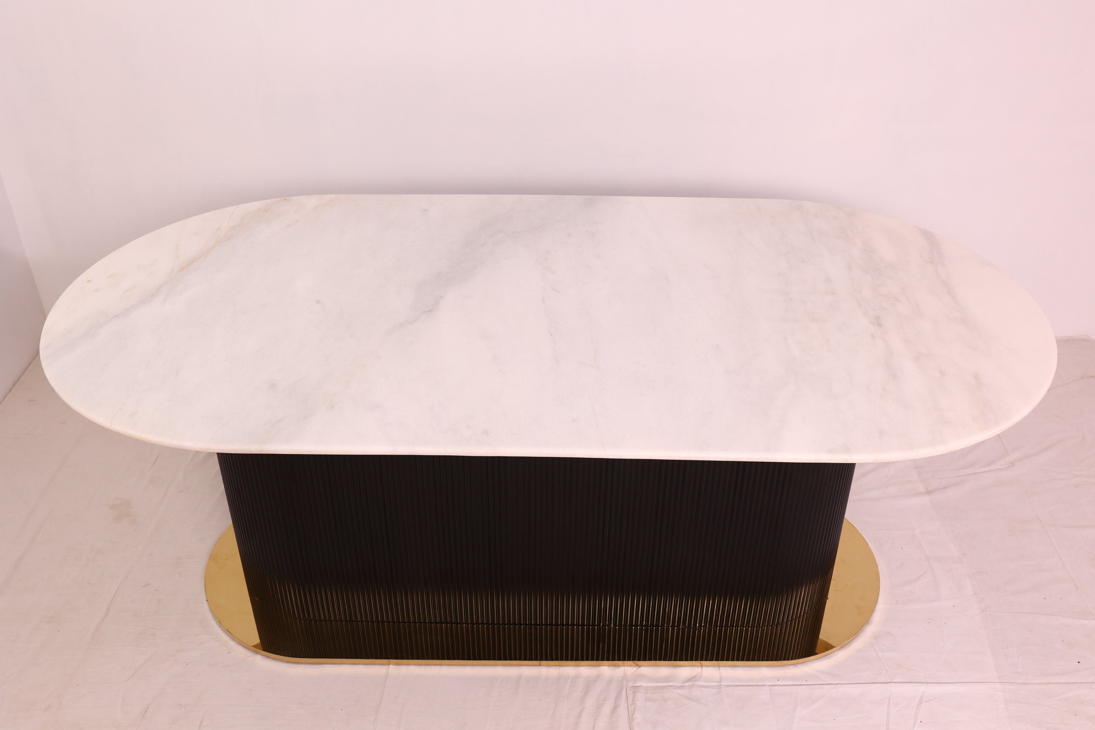 TORIN DINING TABLE