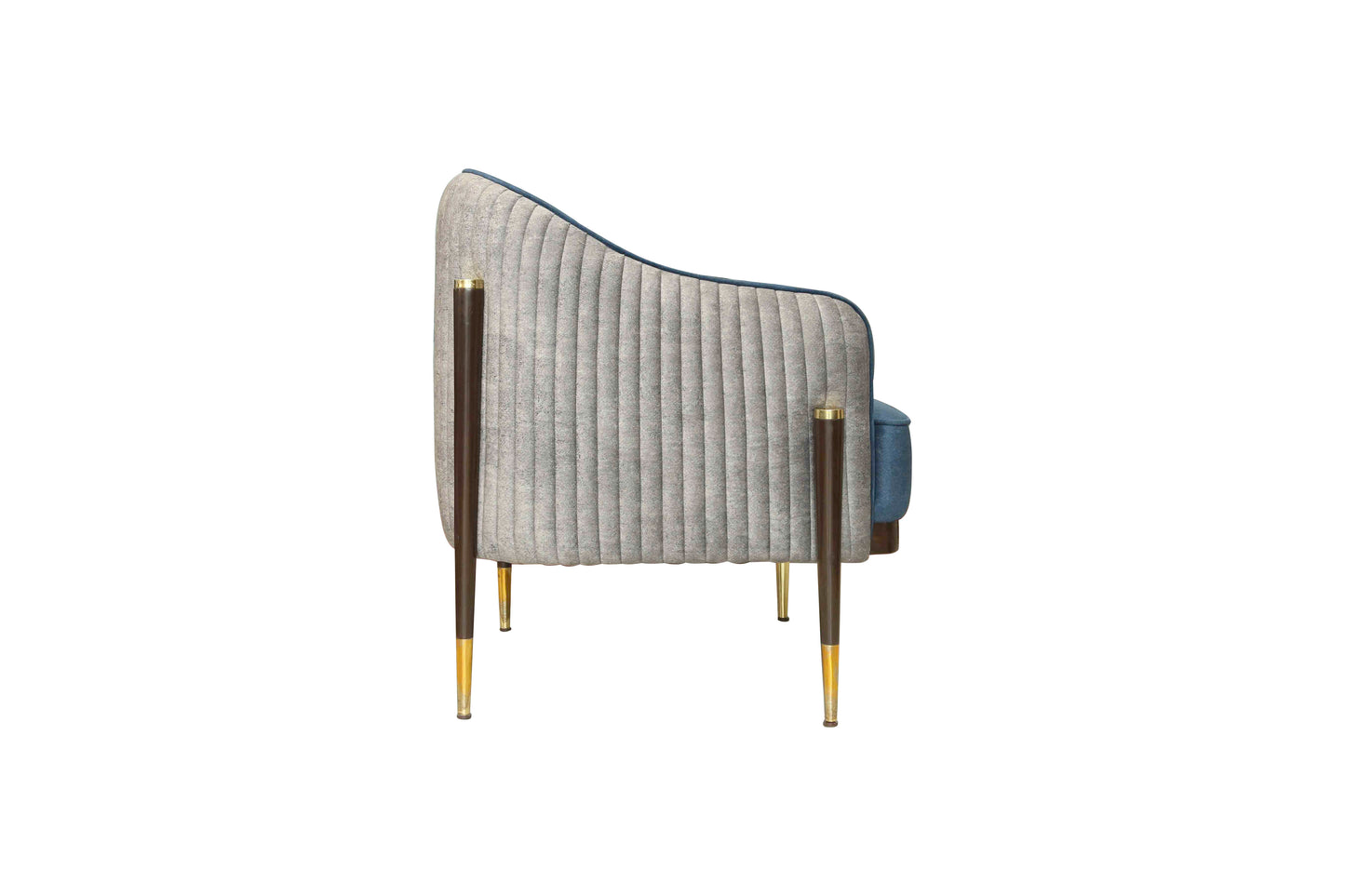 VERSA ARMCHAIR