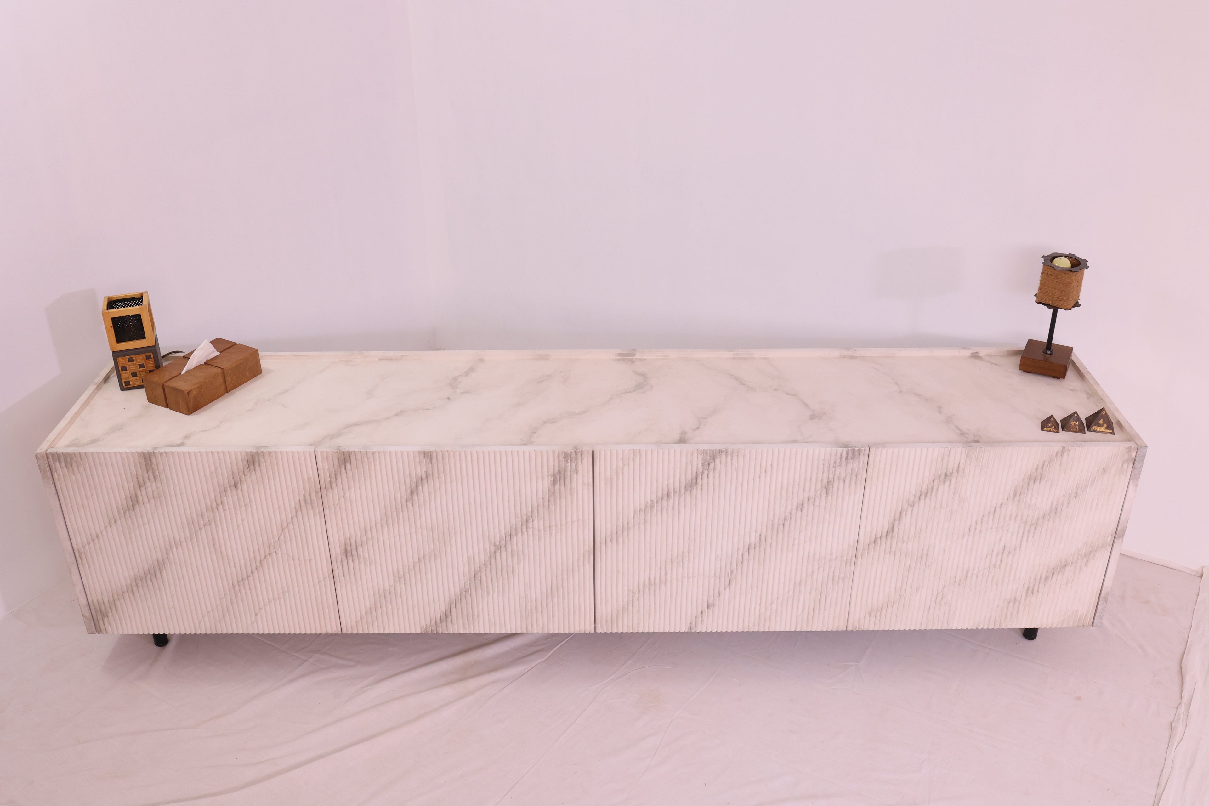 ZARETTA SIDEBOARD